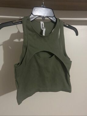Sleeveless Olive Cutout Crop Top - Women